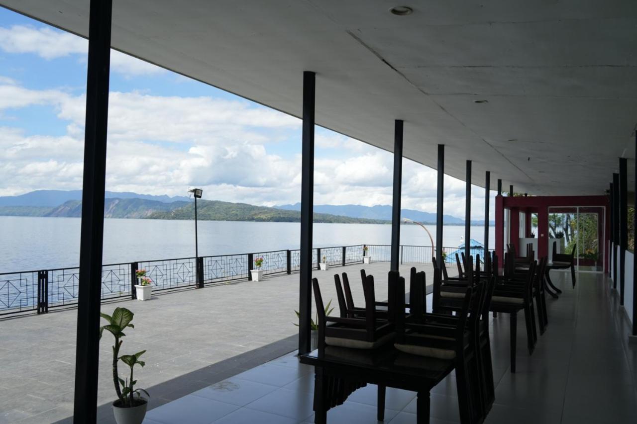 Tiara Bunga Hotel & Villa Balige Eksteriør billede