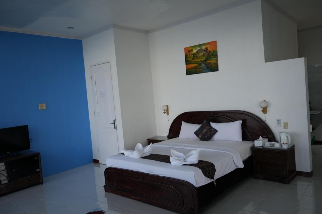 Tiara Bunga Hotel & Villa Balige Eksteriør billede